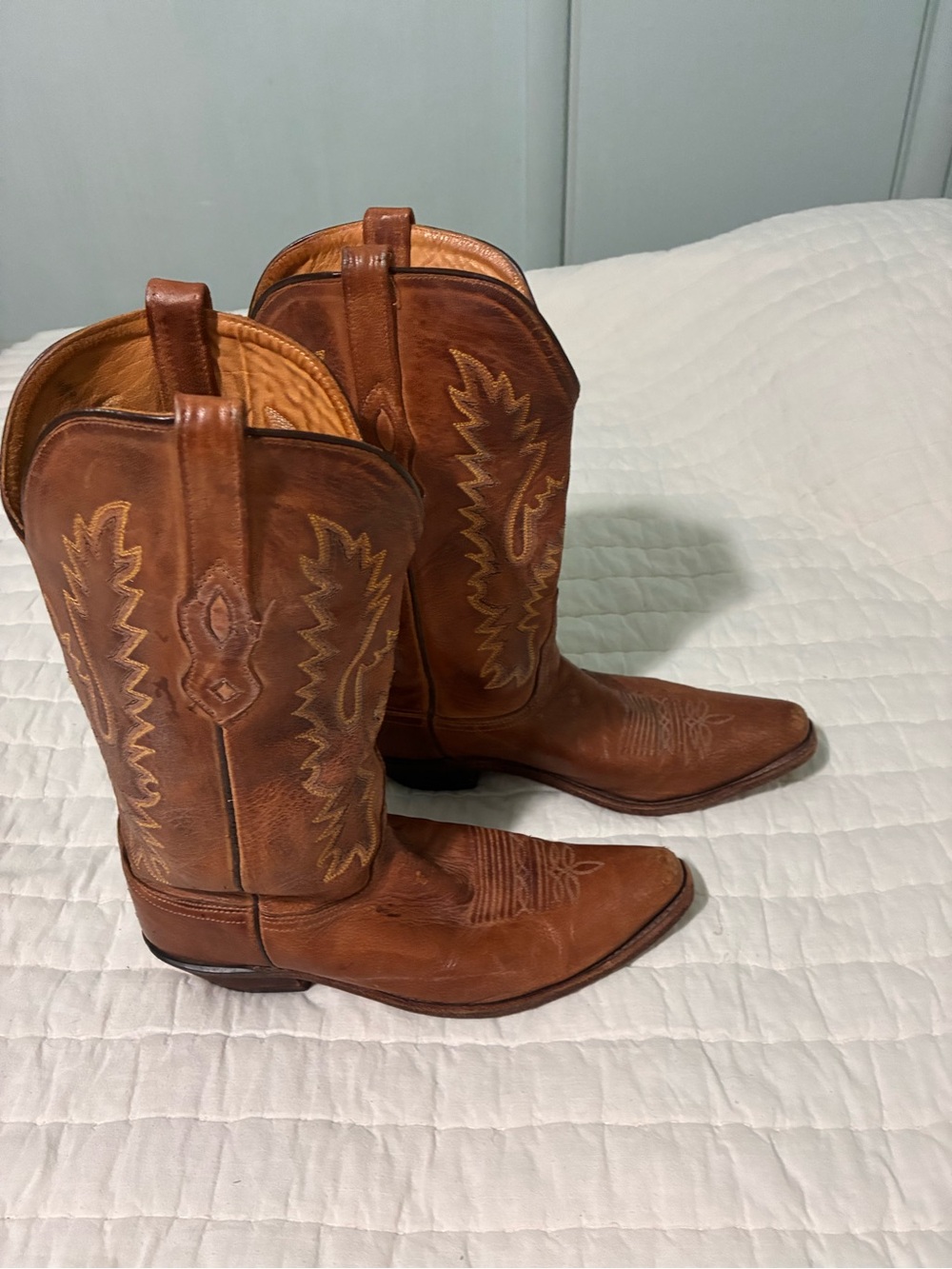 Old West Tan Leather Embroidered Western cowboy Boots Womens size 10